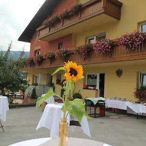 Frühstückspension Cafe-pension Margret, Zirl