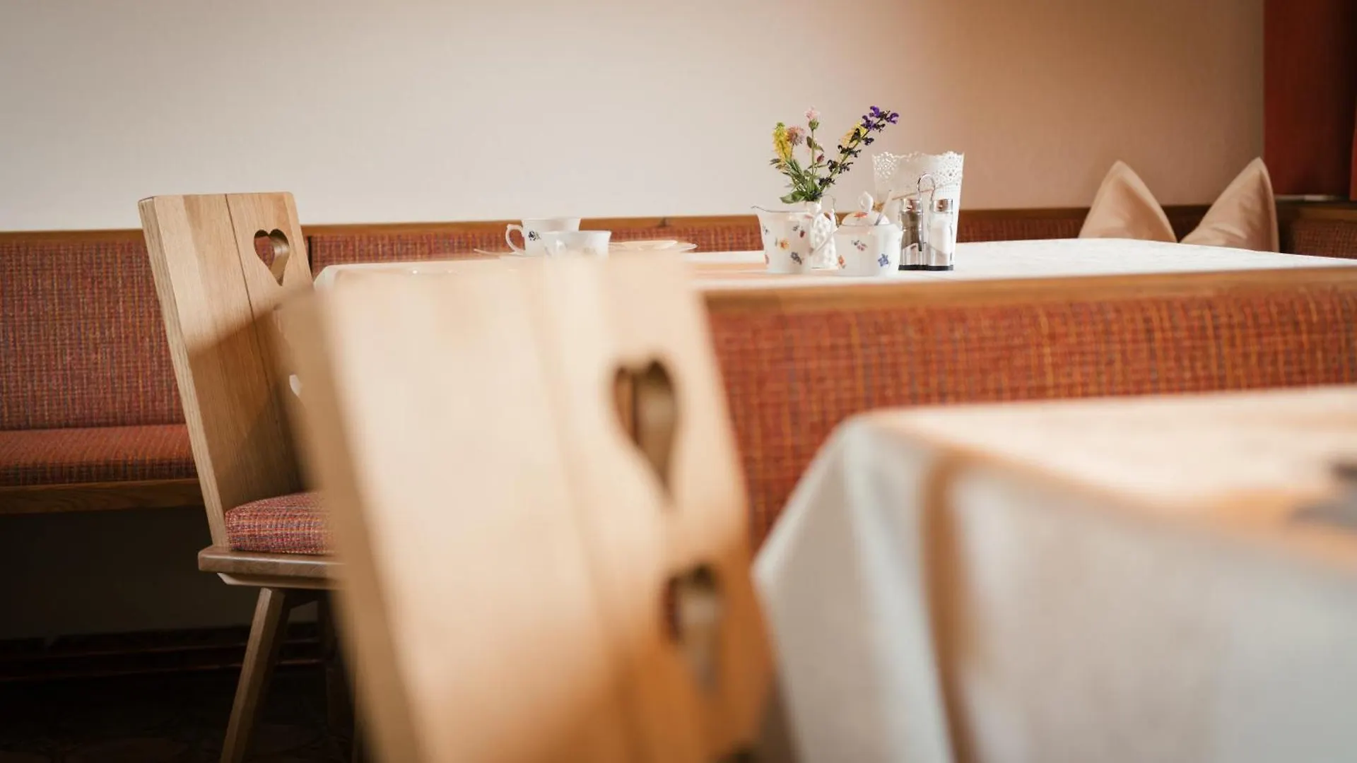 Bed & Breakfast Edenhauserhof Innsbruck Austria